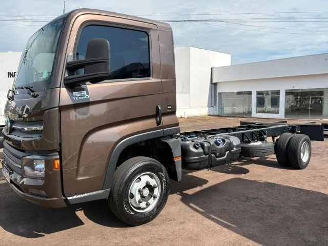 VW 11-180 4X2 V-TRONIC - Foto 2