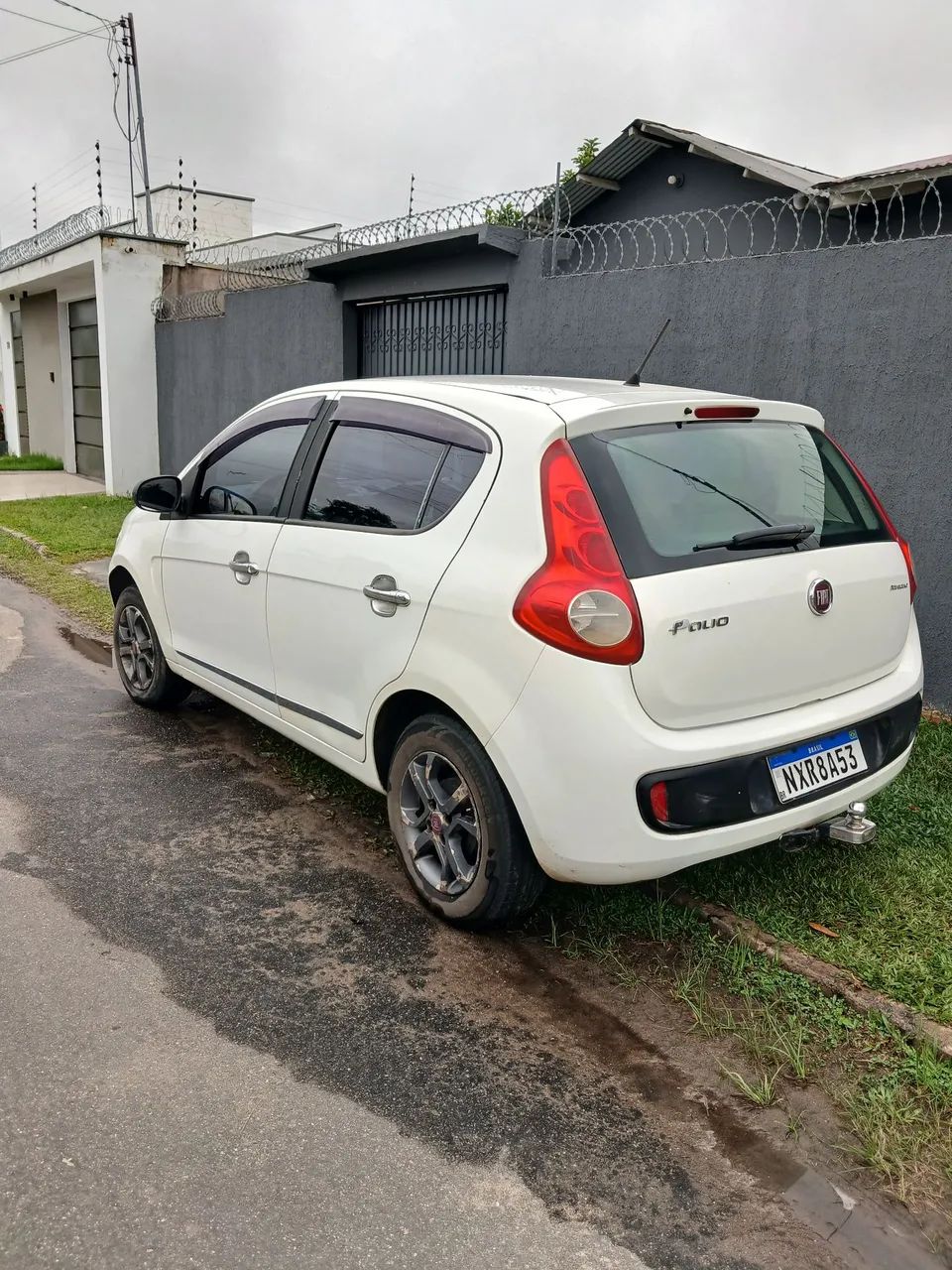 Fiat Palio Attractive 1.0 EVO Fire Flex 8V 5P 2017 - Foto 5