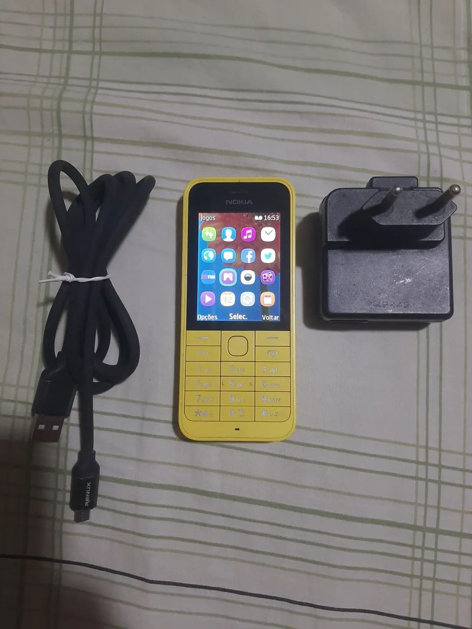 Celular nokia 220 Dual sim - Foto 2