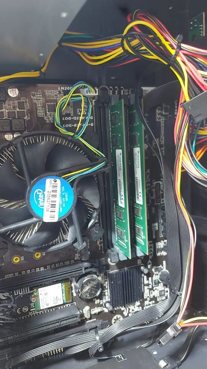 Desktop - Intel 8 GB DDR4 e 256GB SSD - Foto 4
