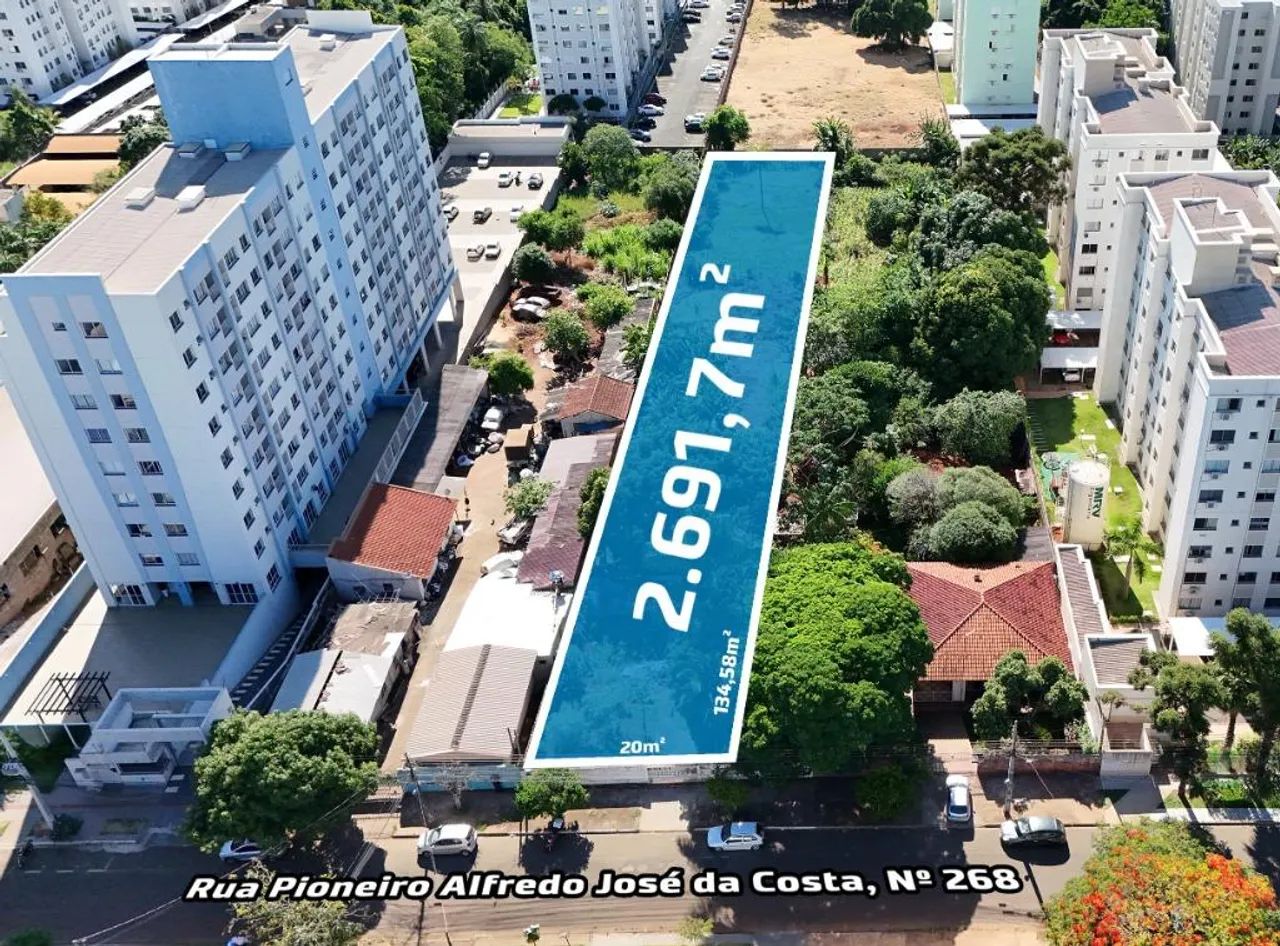 Terreno com 2691.7 m² à Venda no Jardim Alvorada - Maringá