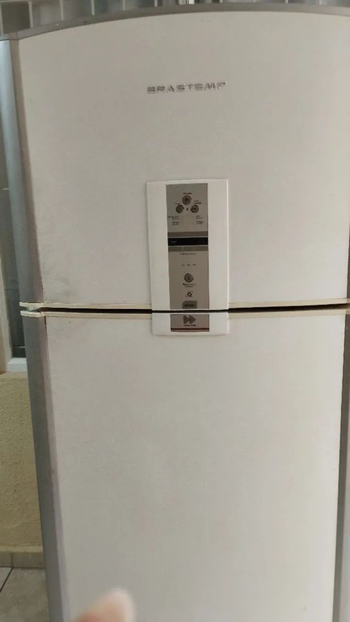 Vende-se geladeira Brastemp usada em perfeito estado  - Foto 5