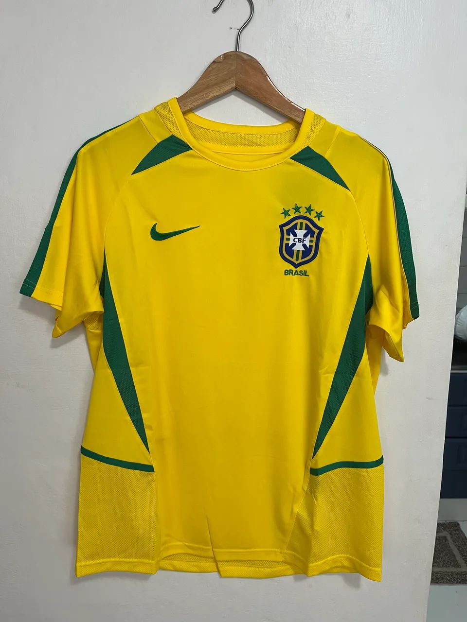 Camiseta Brasil Retrô 2002