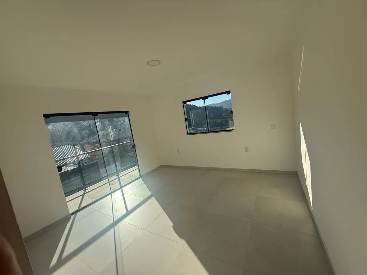 Vende casa de auto padrão por preço a baixo de mercado  - Foto 3