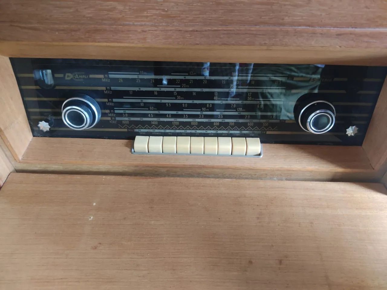 Radiola Philips década de 70 - Foto 4