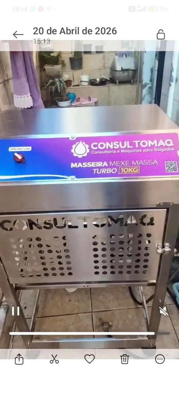 Vendo máquina de salgados (modeladora e Masseira) juntas ou separado