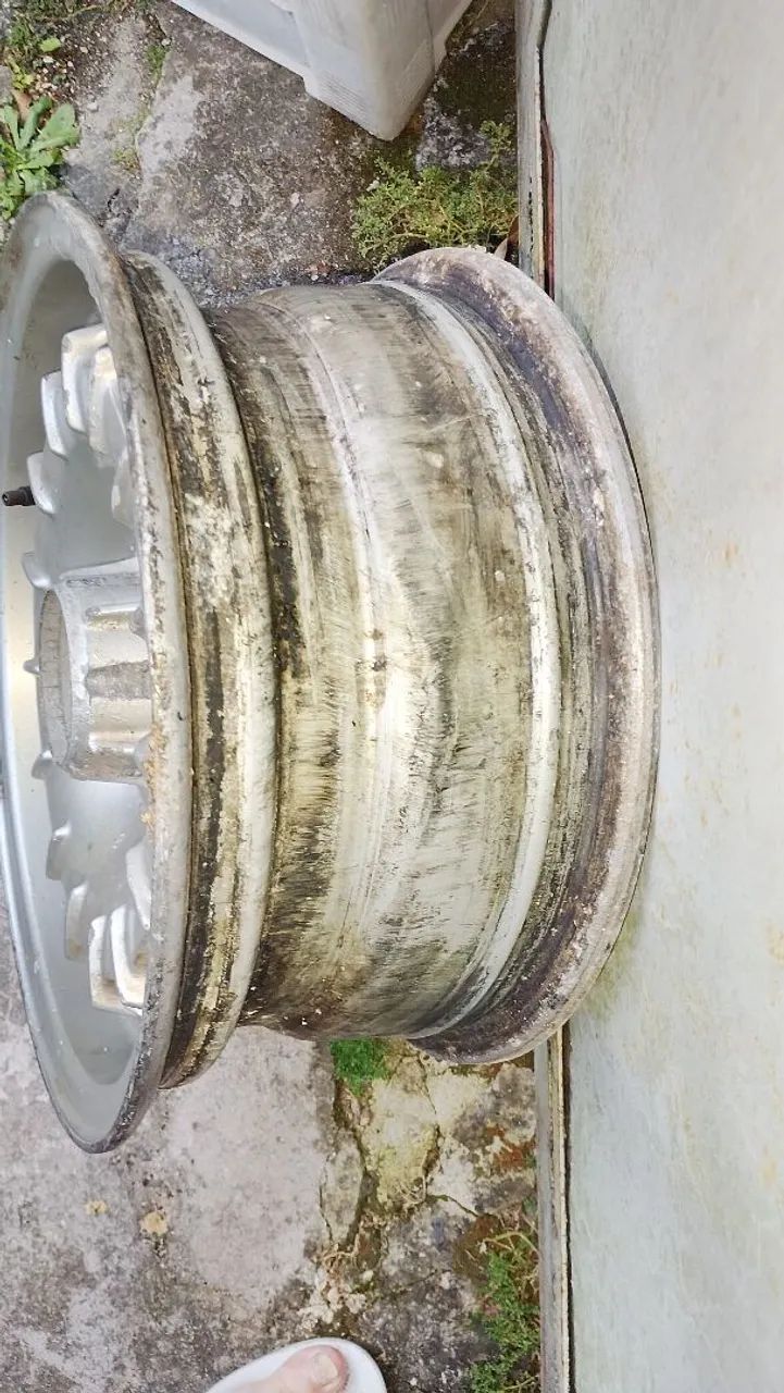 Roda Mercedes  antiga - Foto 4