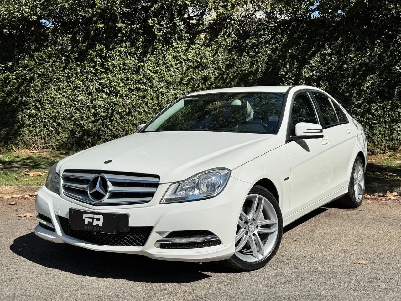 Mercedes-Benz C-180 CGI Classic 1.8 16V 156cv Aut. 2012