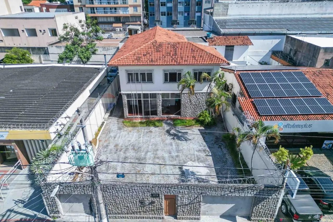 Casa Comercial 390m² | 2 Pavimentos | 10 Vagas Próprias | Centro de Vila Velha - ES