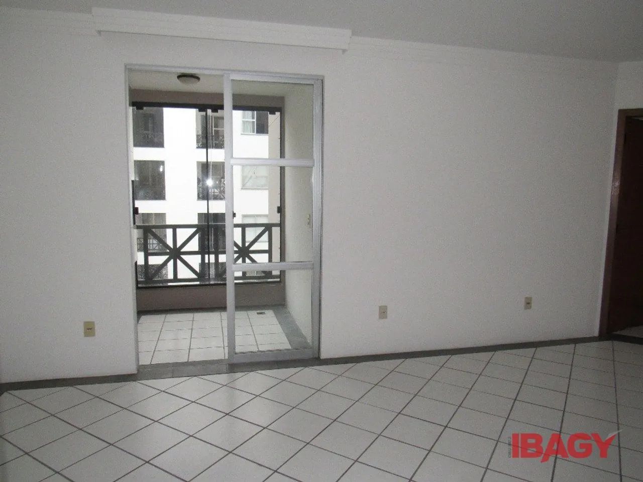 Excelente Apartamento 3 dormitório(s) em Itacorubi - Florianópolis - Foto 3