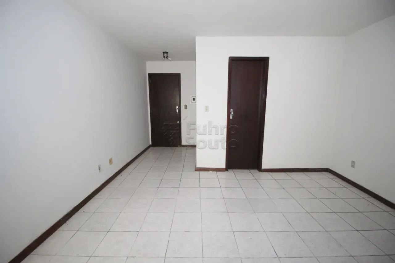 Oportunidade Única: Sala Comercial com Pátio no Coração da Cidade - Foto 3