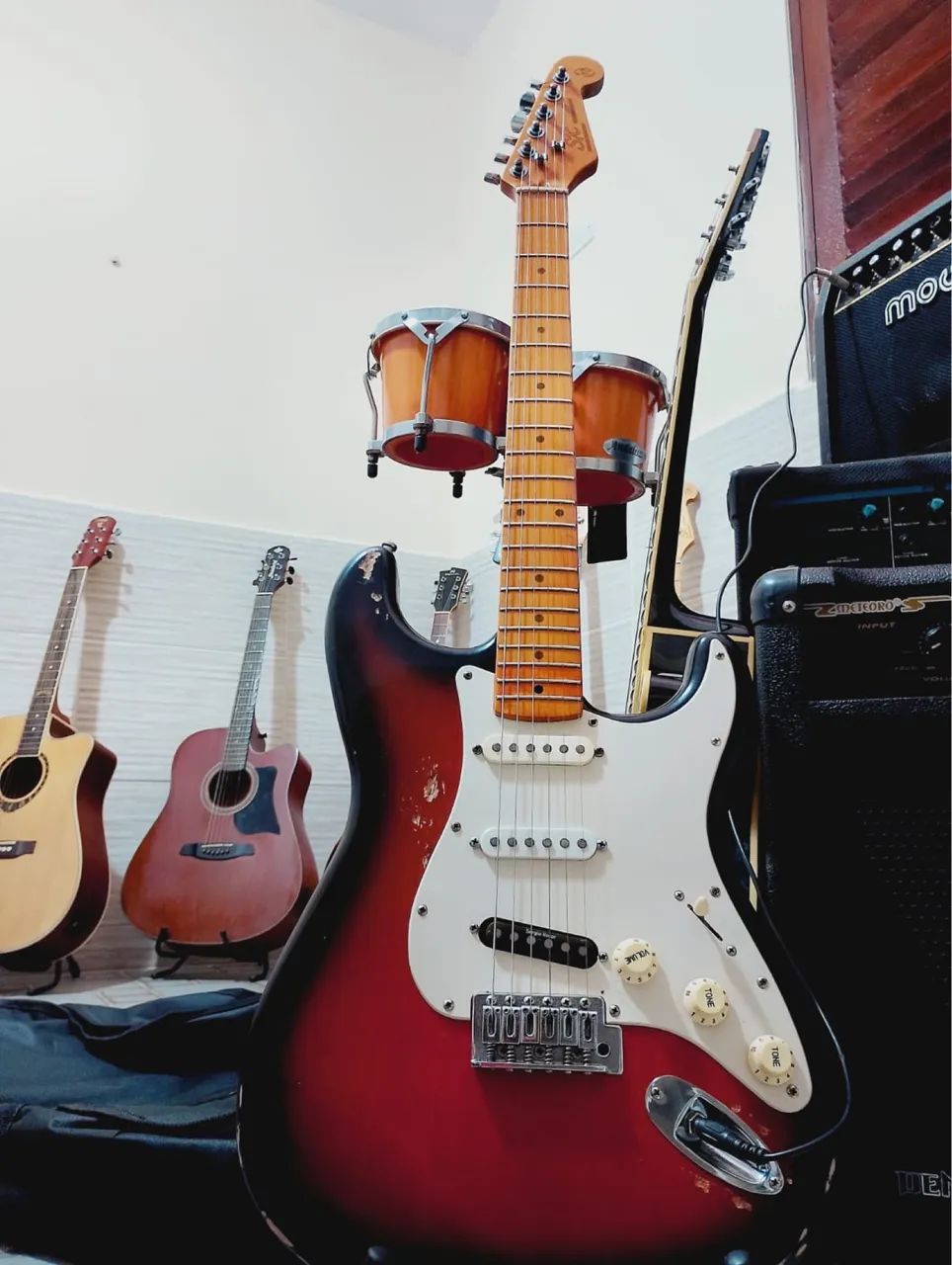 Guitarra SX Strato Vintage 