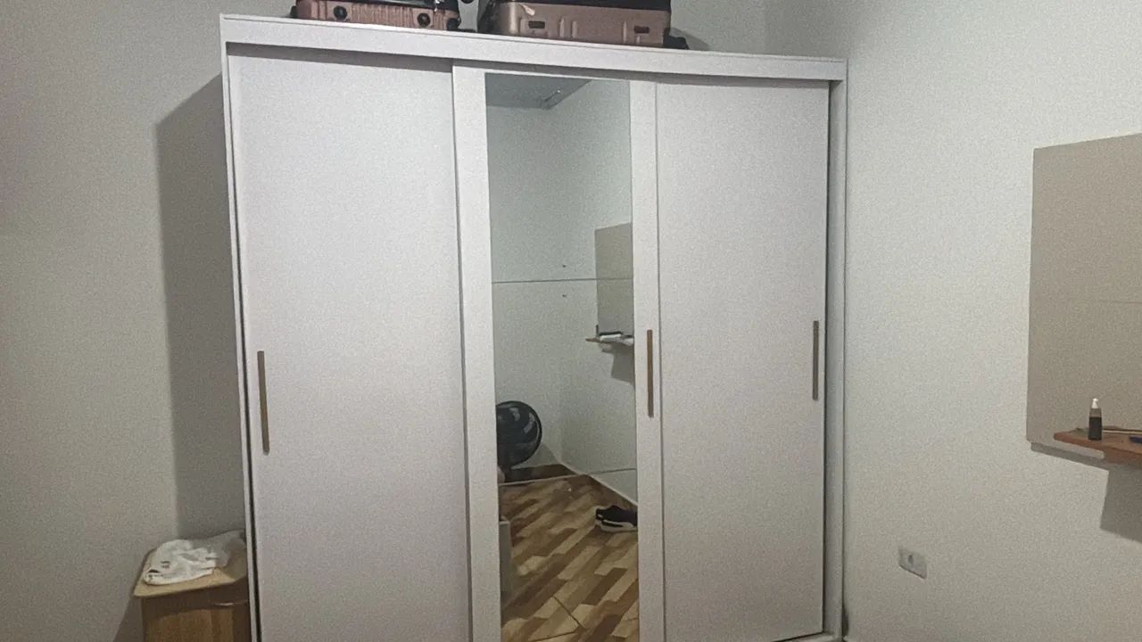 Guarda roupa 