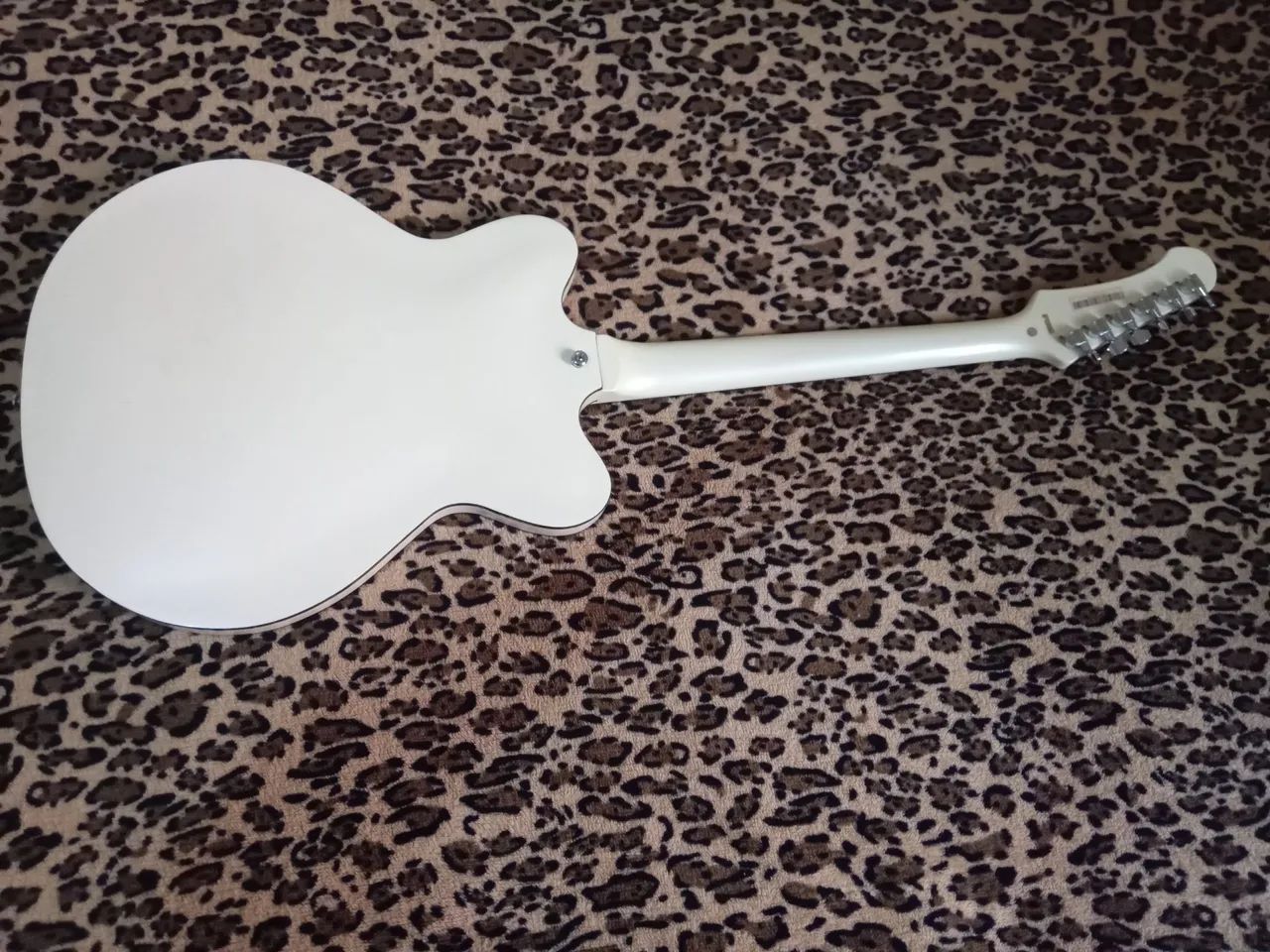 Guitarra Tagima Seattle  - Foto 4