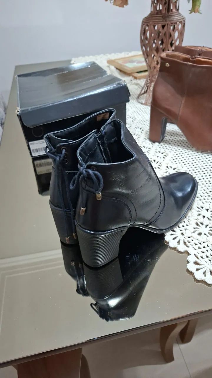 Botas diversas - Foto 4