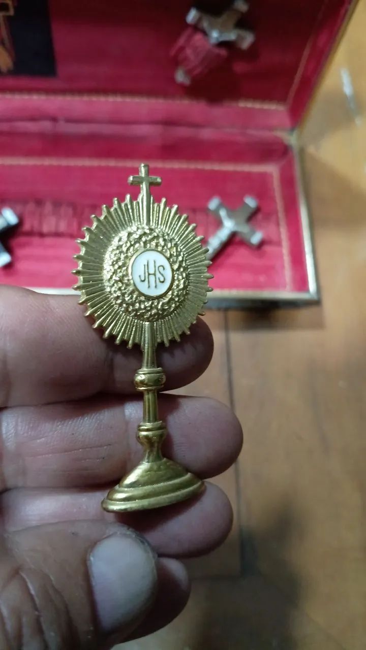 Estojo com acessórios católicos religiosos raro - Foto 3