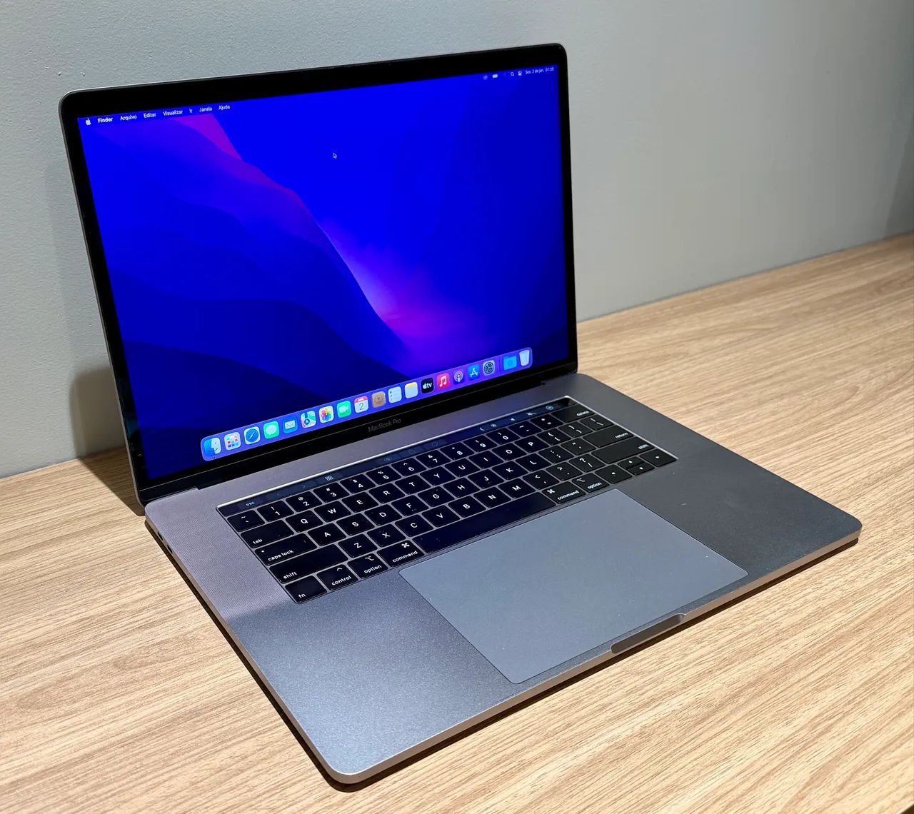 【ポピー】MacBook Pro 15インチ 2016モデル MacBook Pro 15 Polegadas 2016 - Seminovo - Notebooks - Kobrasol