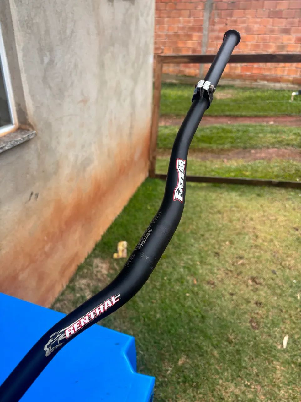 Guidão Renthal fatbar