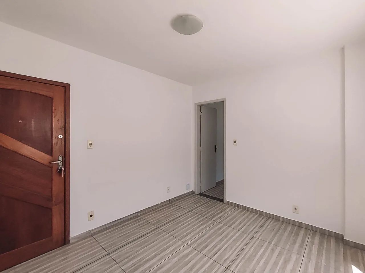 Quarto e sala com varanda no Cascatinha para locação - Foto 2