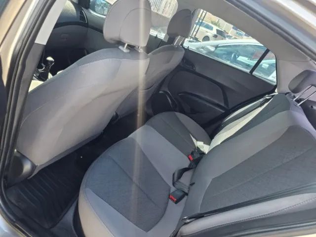 Hyundai HB20S C.plus/c.style1.0 Flex 12V Mec. 4P 2018 - Foto 4