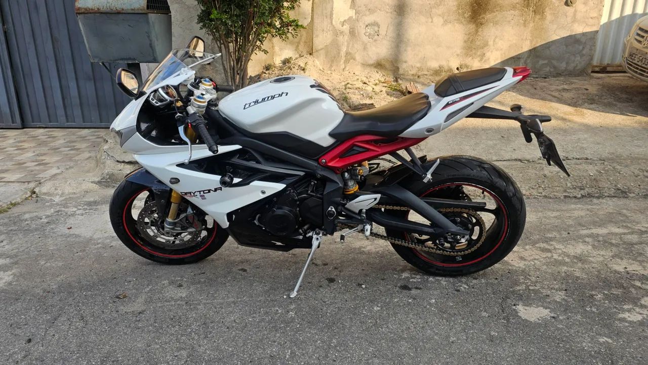 Daytona 675r 2014