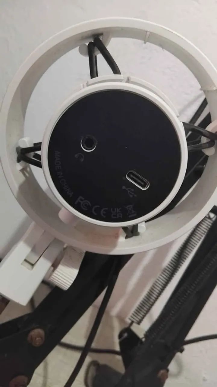Microfone Fifine A08 RGB e Touch - Foto 2