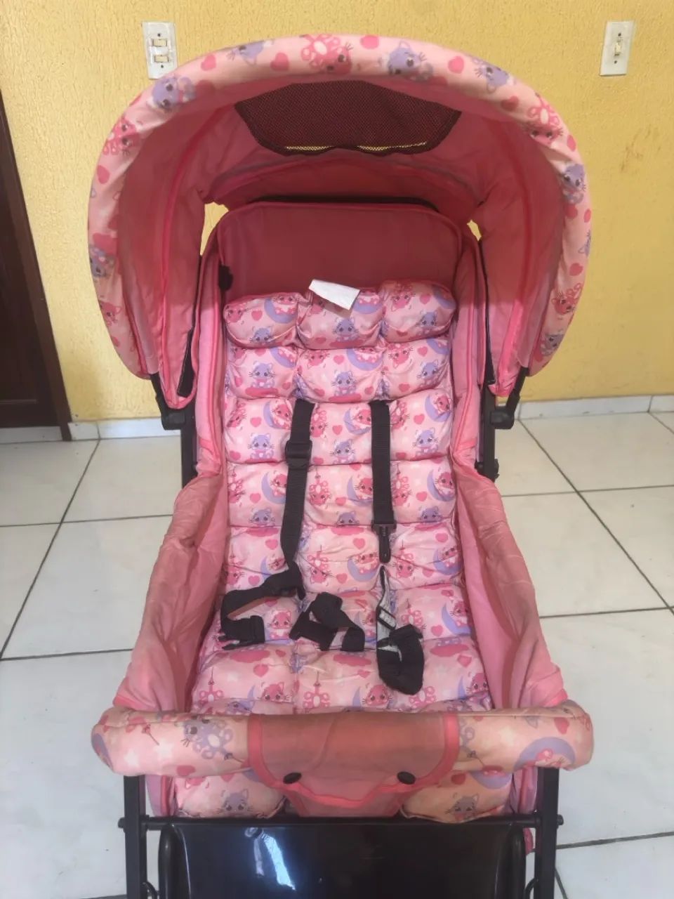 Carrinho de bebê rosa - Foto 3