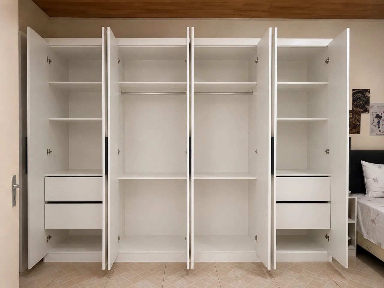 Guarda roupa casal Branco 