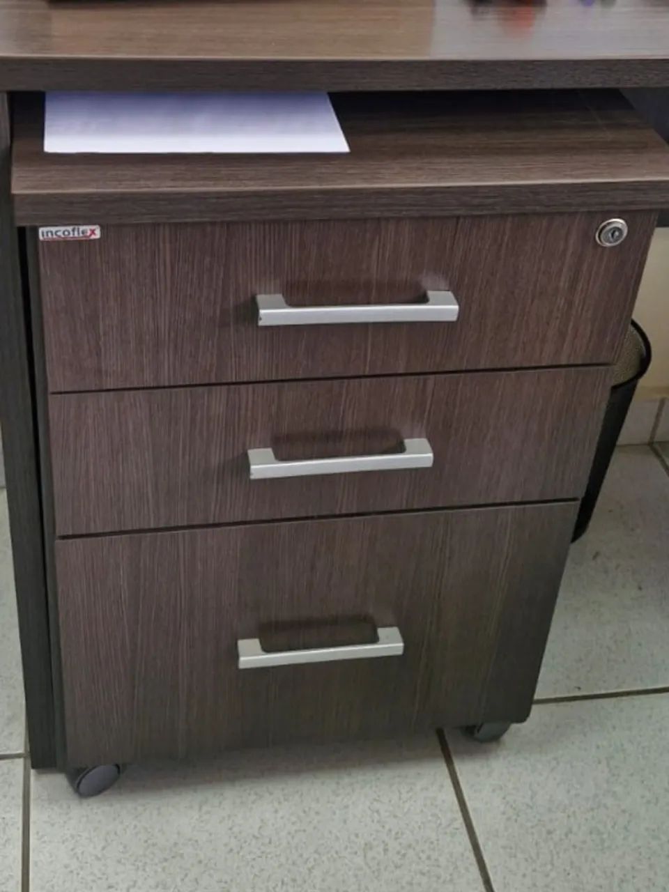 Mesa escritório em L em MDF - Foto 4