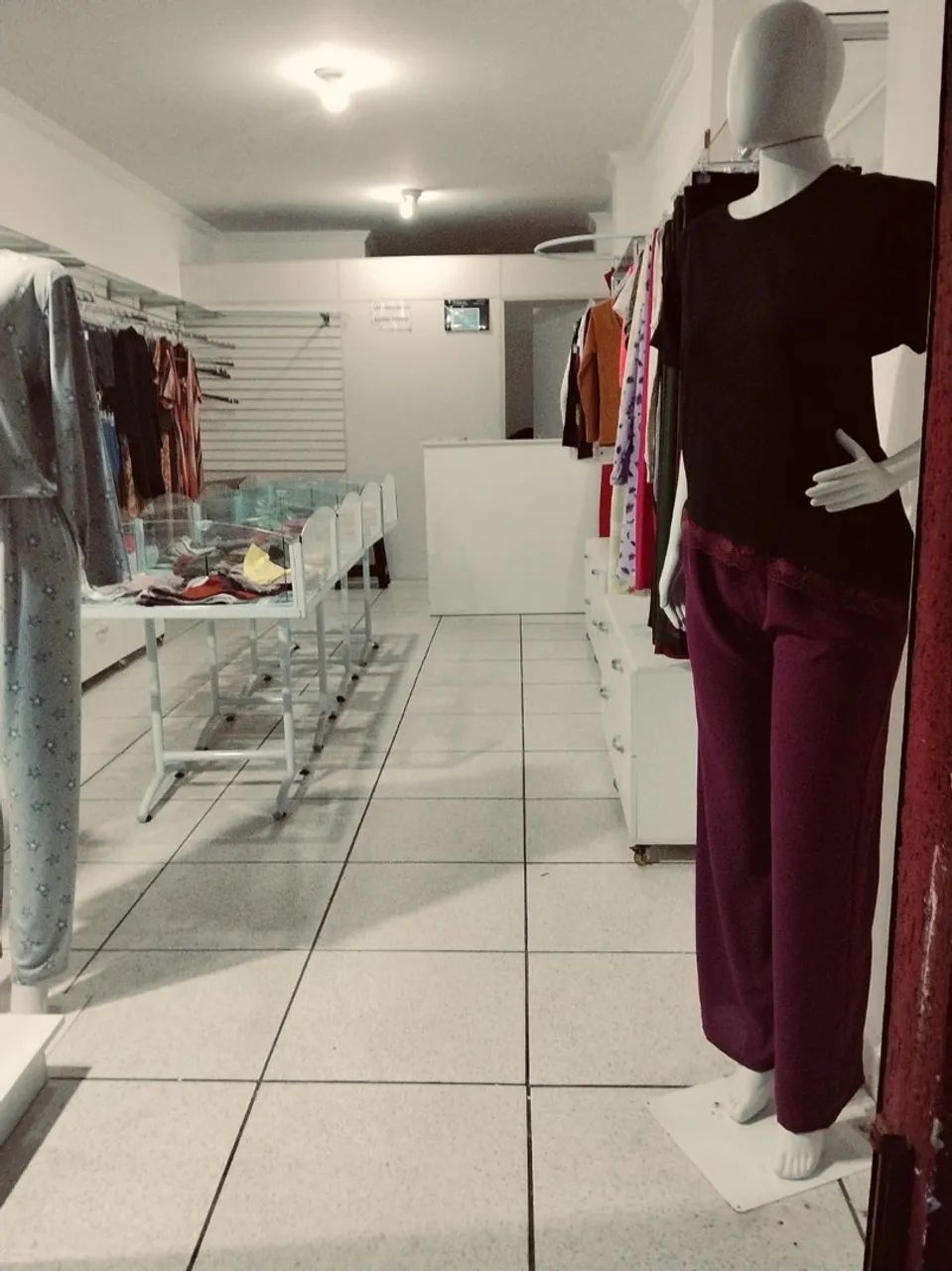 Vende - se Loja de Roupa Íntima 