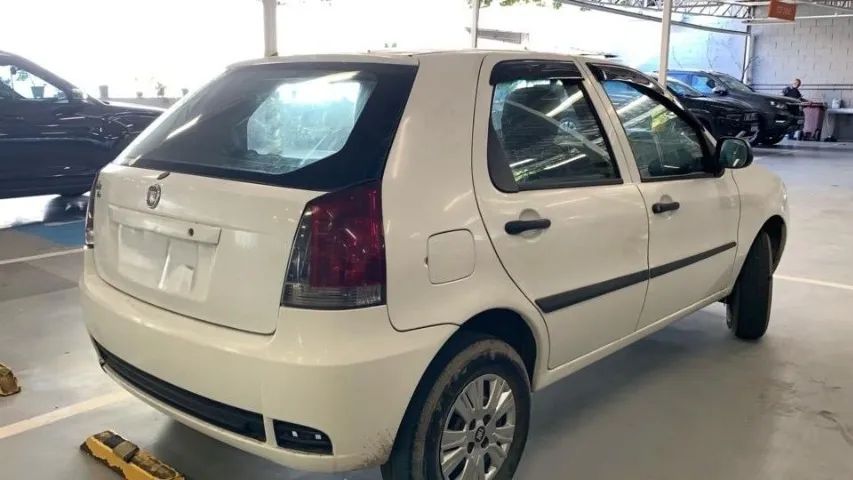 Fiat Palio Celebration 1.0 Fire Flex 8V 4P 2016 - Foto 4