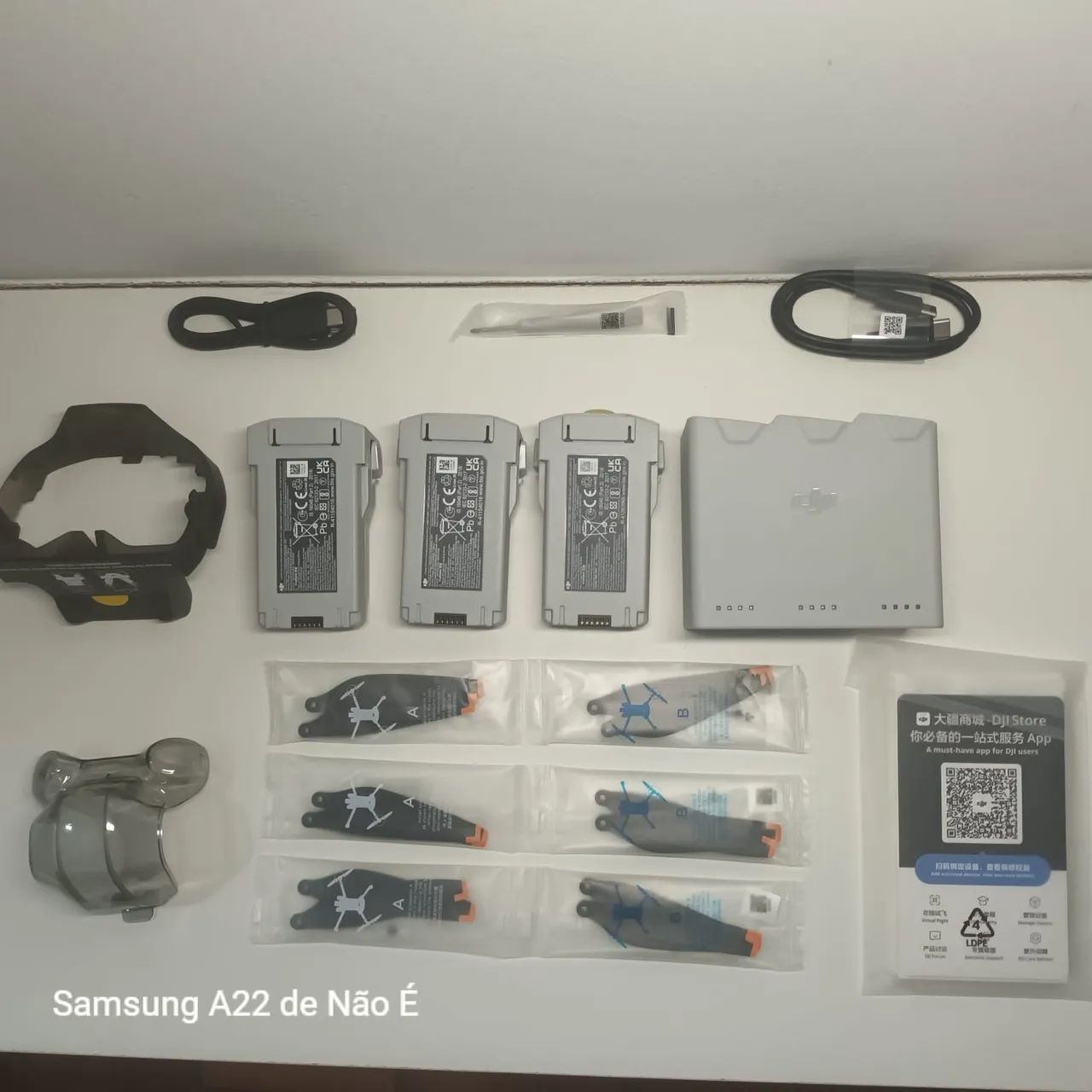 Drone dji mini 4 pro combo fly more plus com tela completo - Foto 4