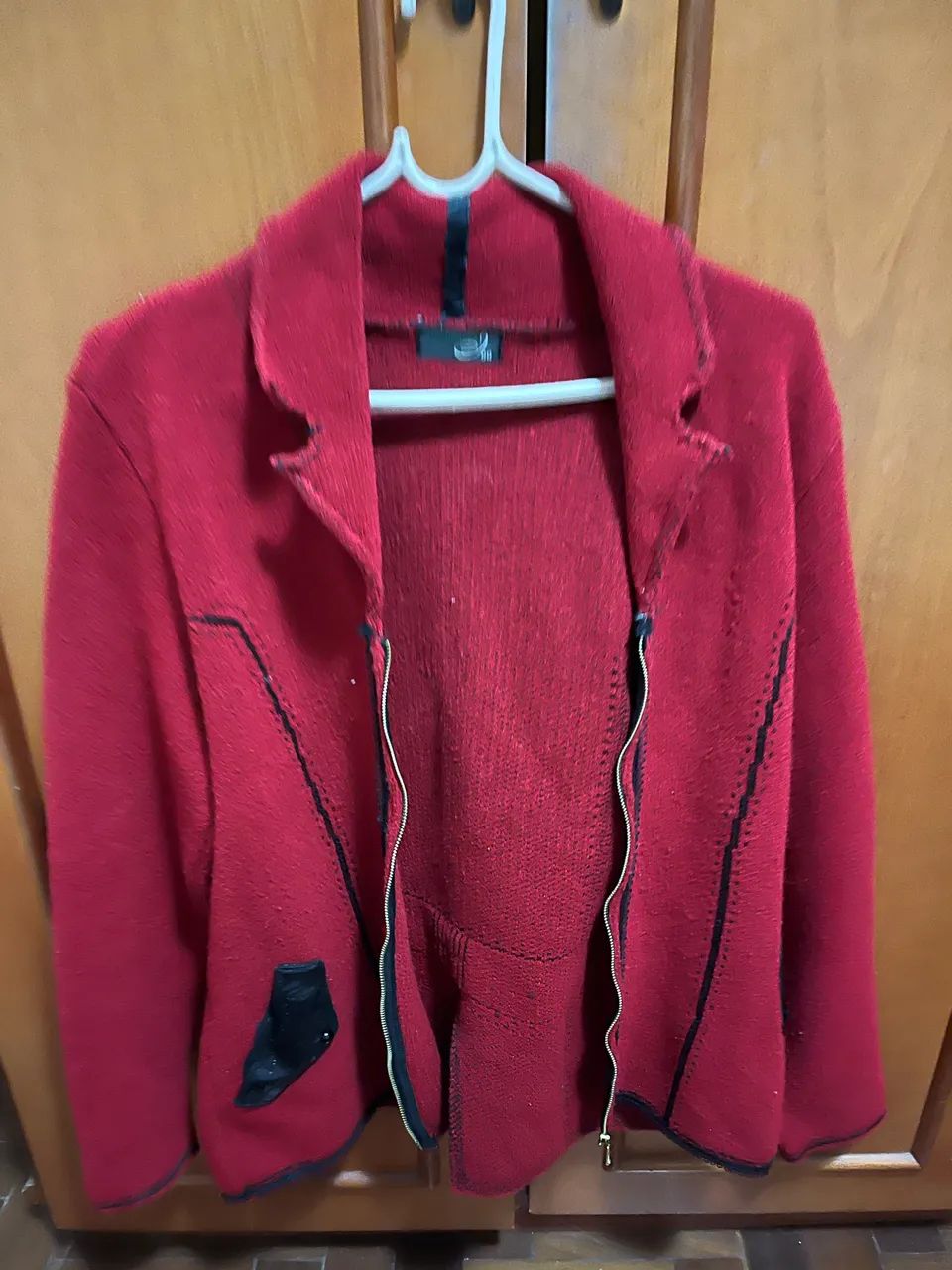 Casaco de lã vermelho super elegante, nunca usado !  