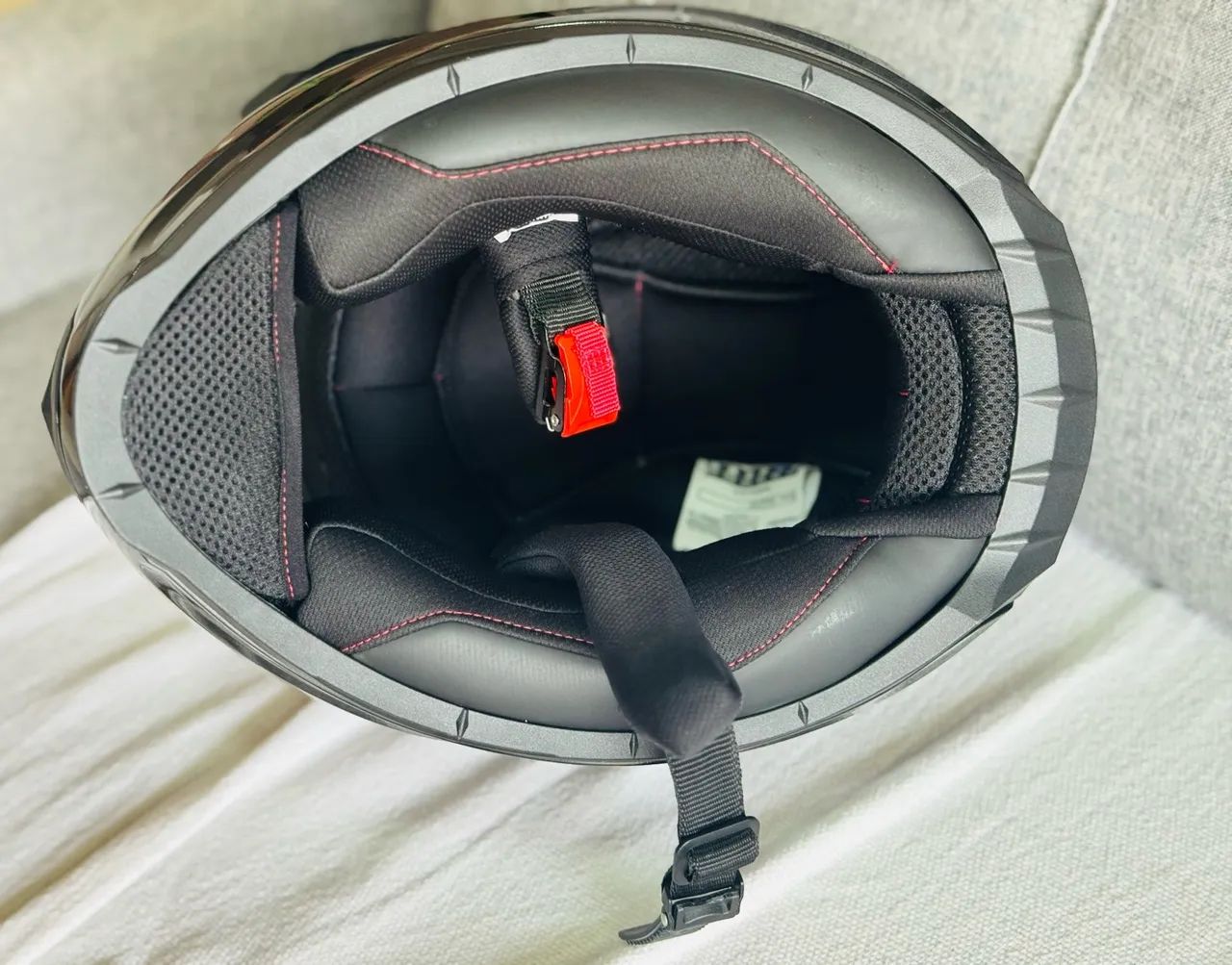 Capacete Norisk NOVO! De 750$ por 399$ - Foto 3