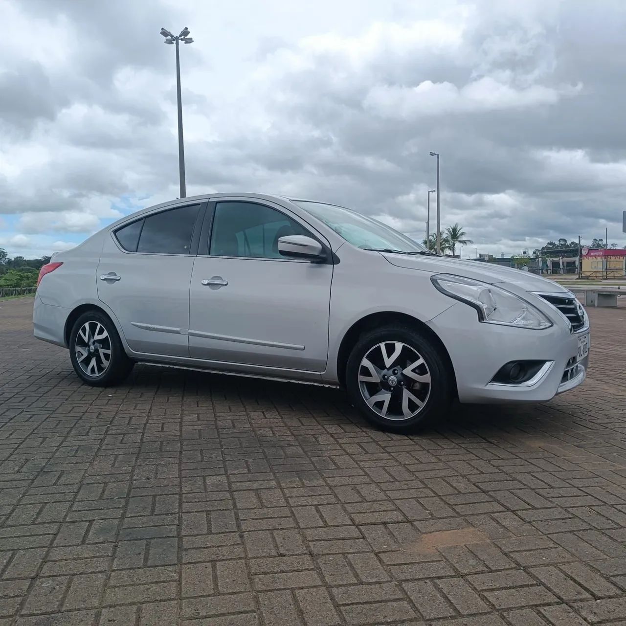 Nissan Versa 2016
