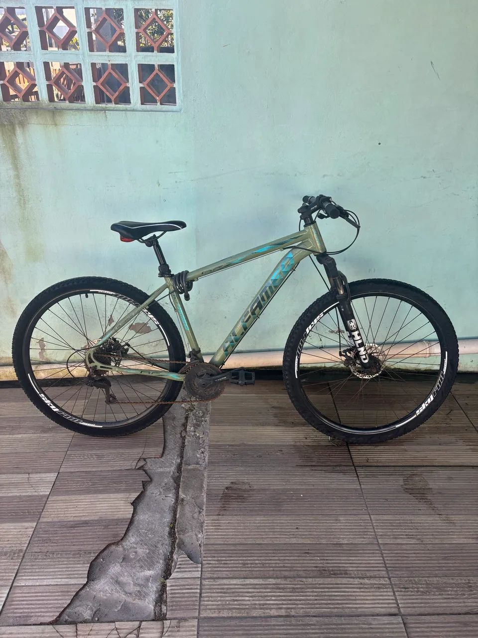 Bicicleta aro 29 tam. 17 - Foto 2