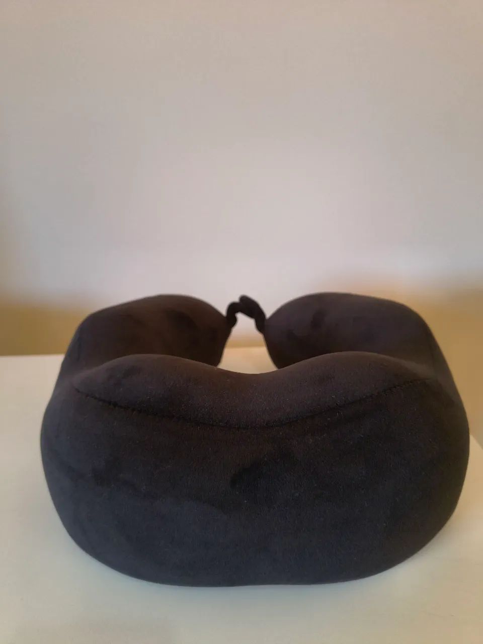 Travesseiro de viagem preto - Foto 3