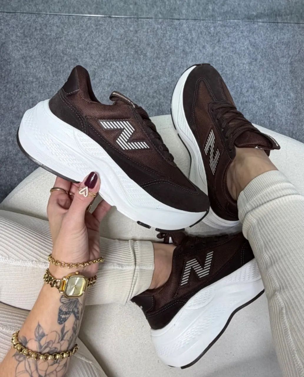 Tenis New Balance 2067 Marrom 