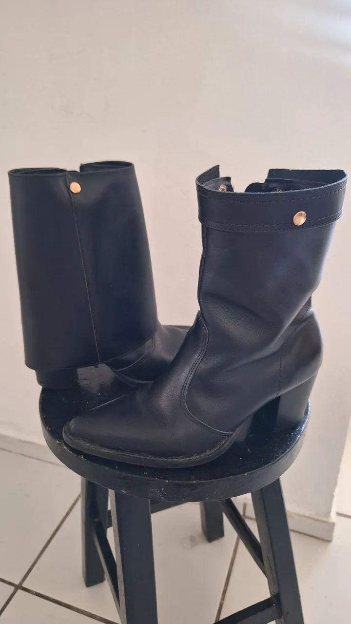Bota de couro tamanho 34 - Foto 3
