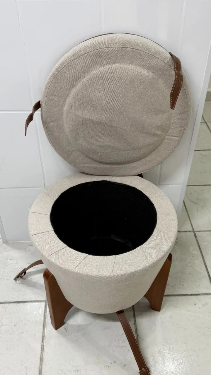 Puff Flex 3 em 1 (Baú e Mesa de Centro) - Linho - R$ 220 (cada) ou R$ 400 (os dois) - Foto 4