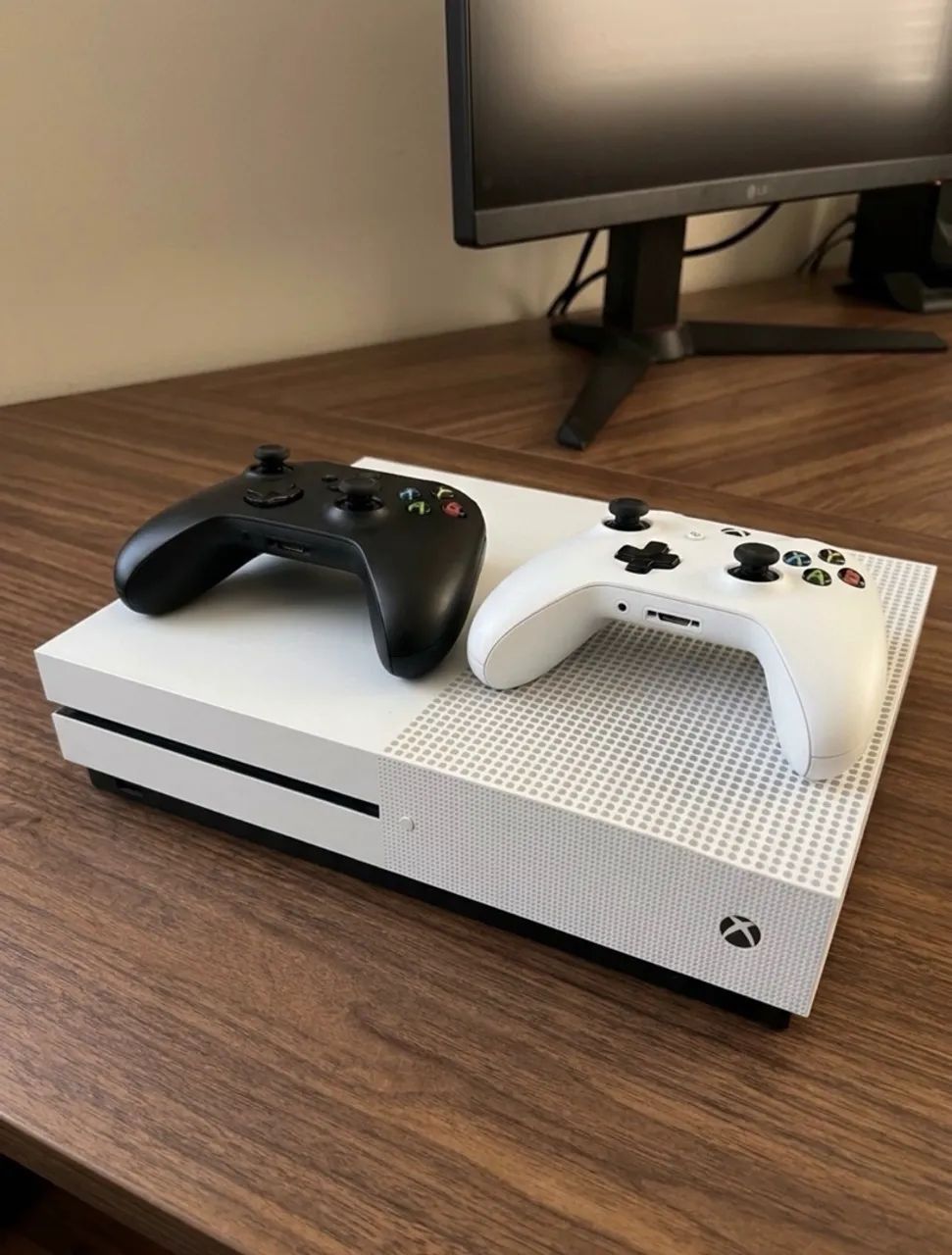 Xbox one S 1Tb - Foto 2