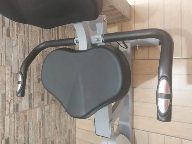 Bicicleta ergometrica semi nova grande torrrando !!! - Foto 2