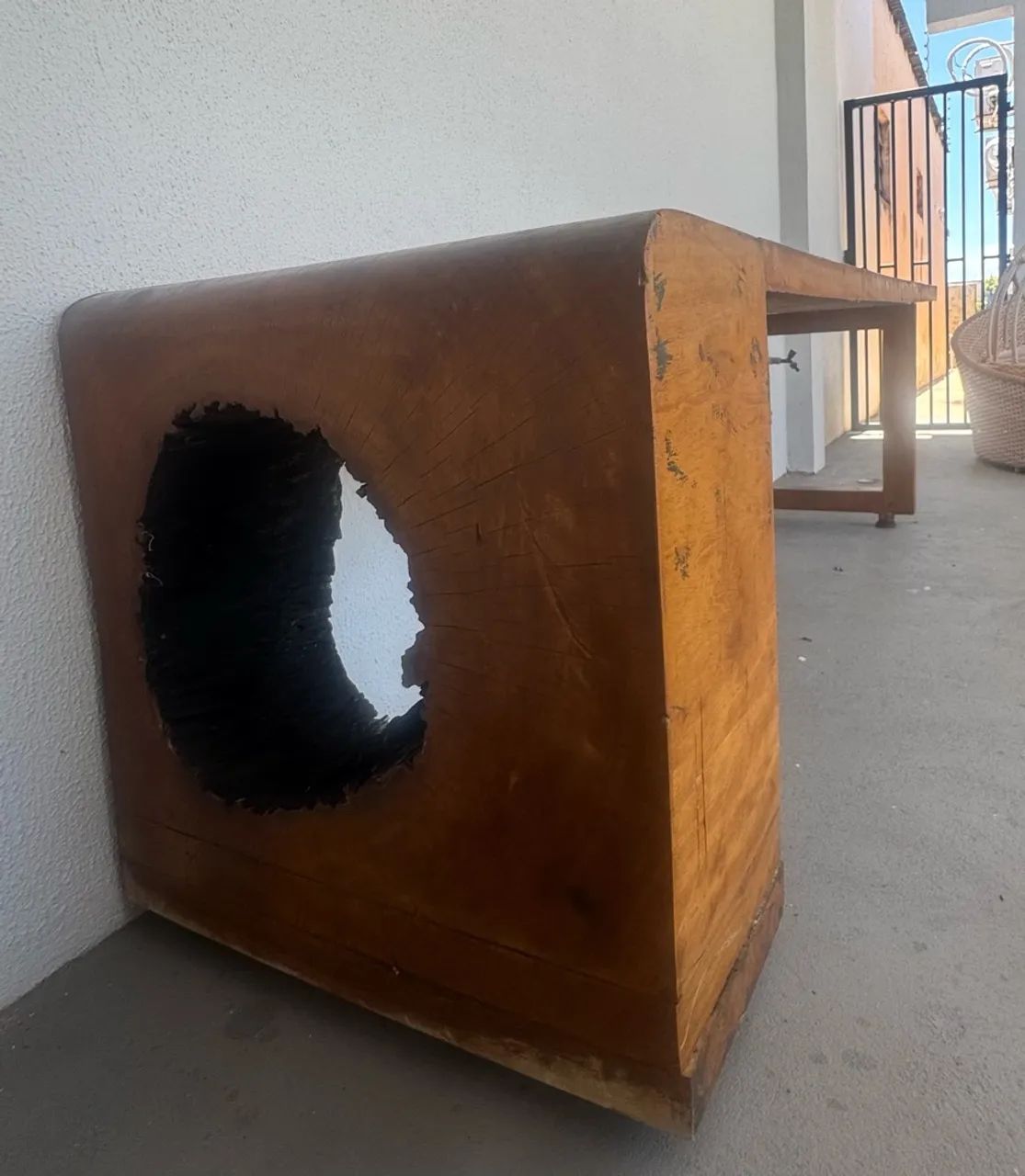 Mesa de madeira 0,70 x 2,60 - Foto 2