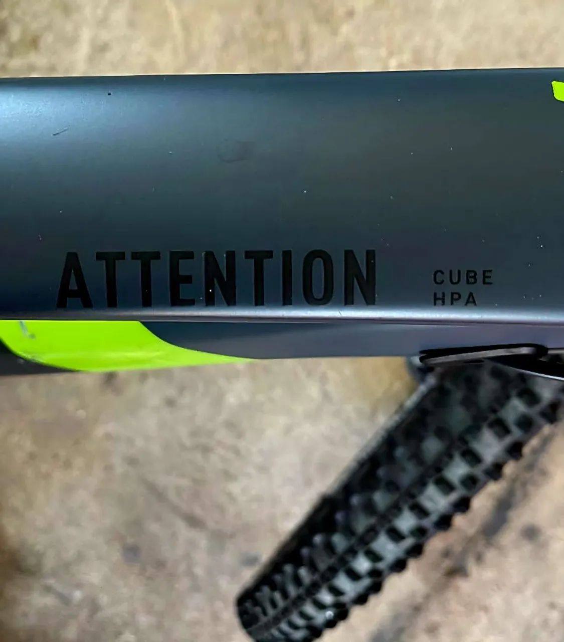 BICICLETA  ATTENTION