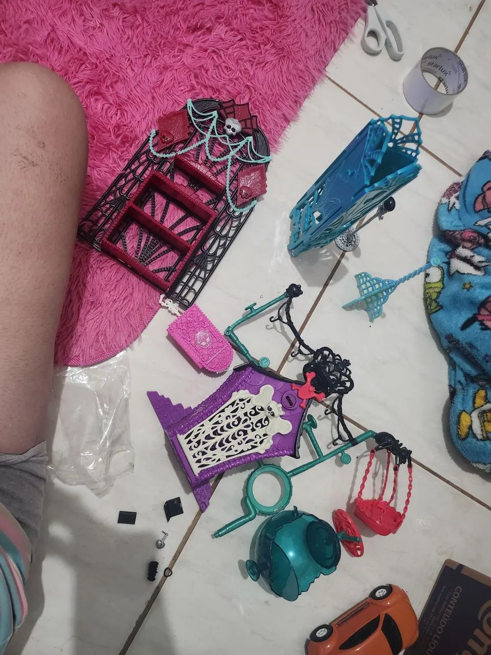Lote monster high disponível 