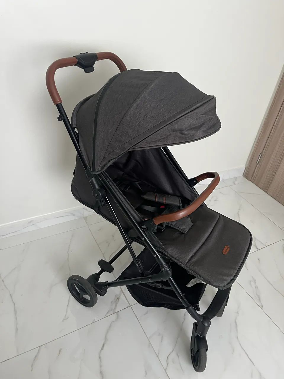 Carrinho de Bebê Galzerano Kira 0 a 15kg