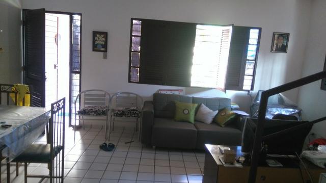 Casa duplex na quadra do mar em condomínio Fechado(Aceito troca por outro Imóvel) - Foto 9