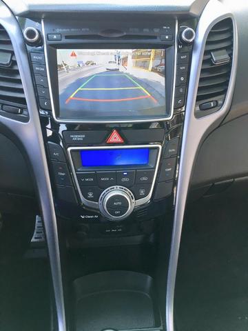 Hyundai i30 1.8 Top de linha Teto solar, Chave presença, Banco elétrico, ar digital - Foto 12