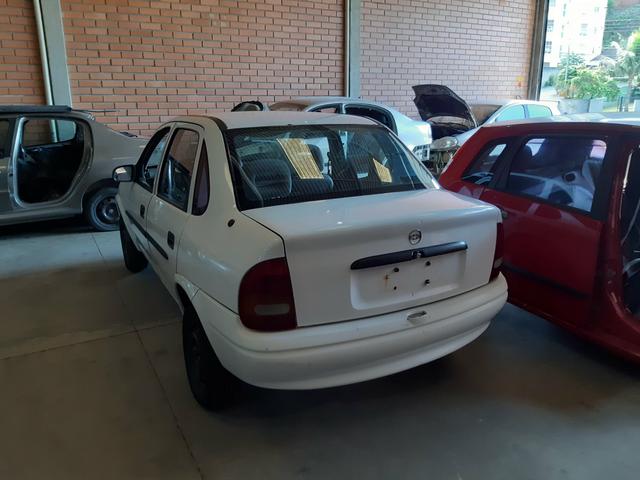 Sucata carroceria corsa sedan - Foto 3