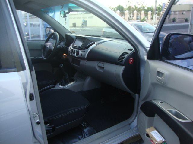 MITSUBISHI L200 TRITON 2013/2014 2.4 HLS 4X2 CD 16V FLEX 4P MANUAL - Foto 9